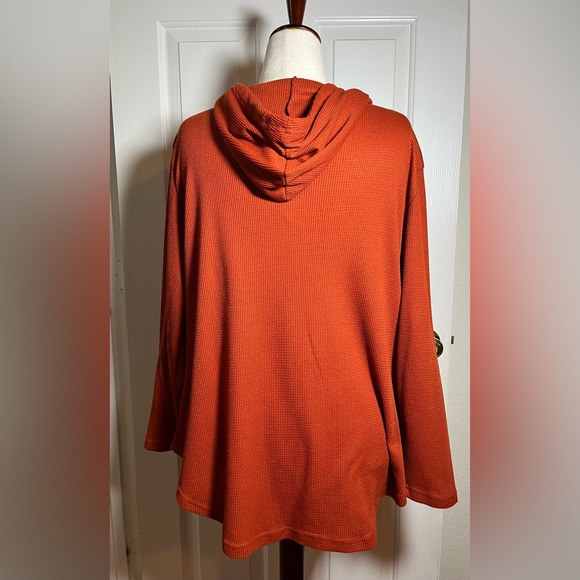 BloomChic Pumpkin Colored V-Neck Women’s Hoodie - Picture 5 of 9